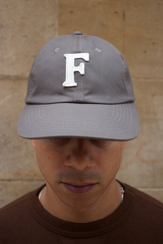 Twill cap F Wappen - Charcoal
