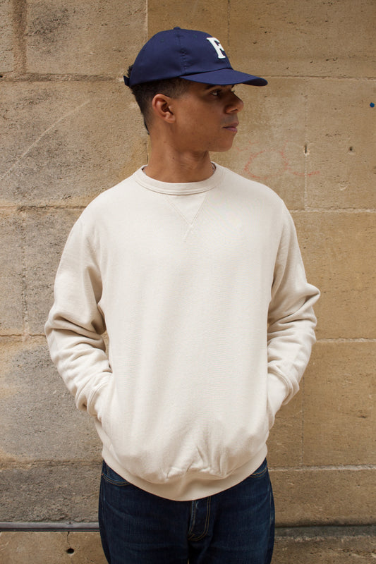V Gusset Crewneck Sweat - 16oz HW French Terry - Natural